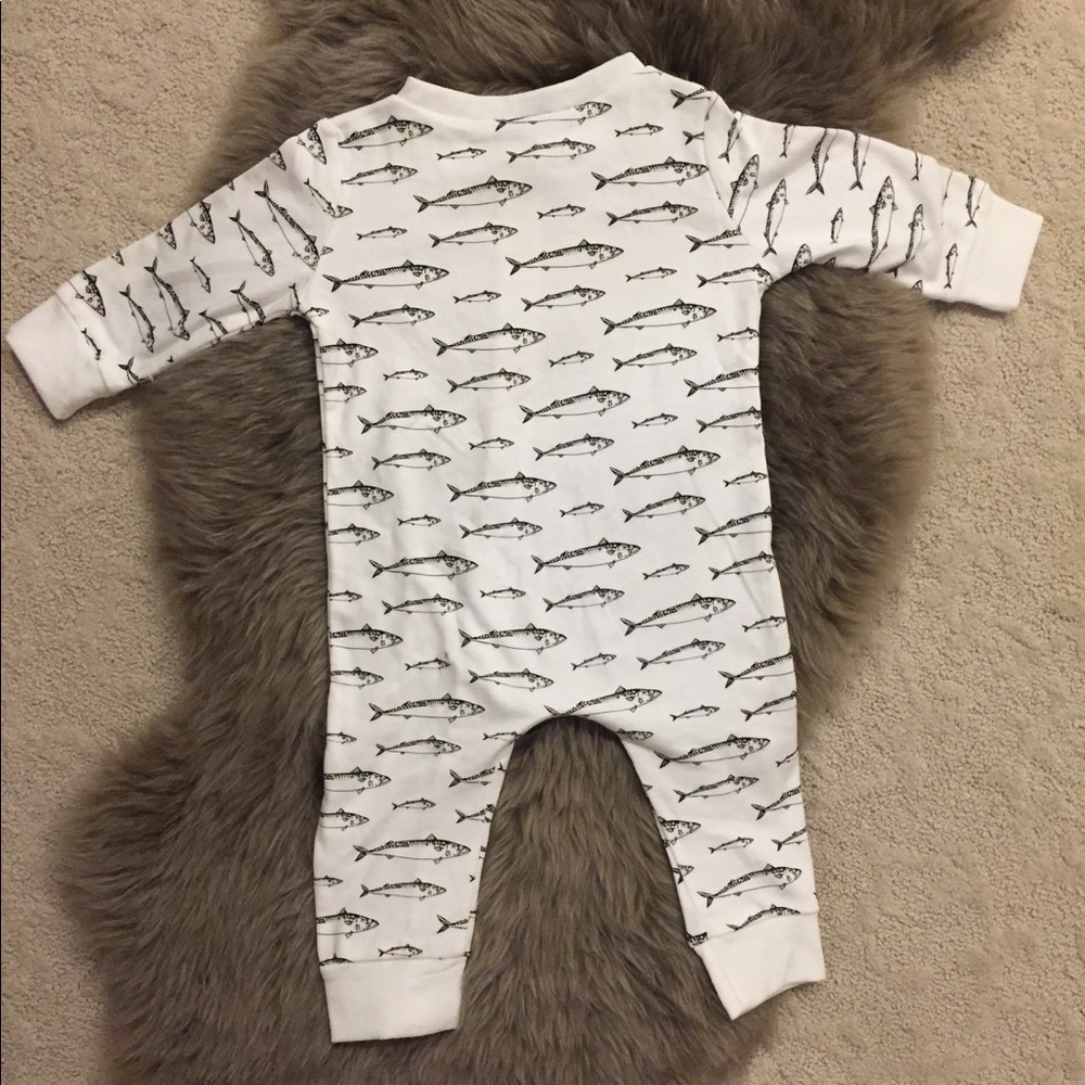 Baby Onesie Pajama with Fishies - Picture 3 of 6